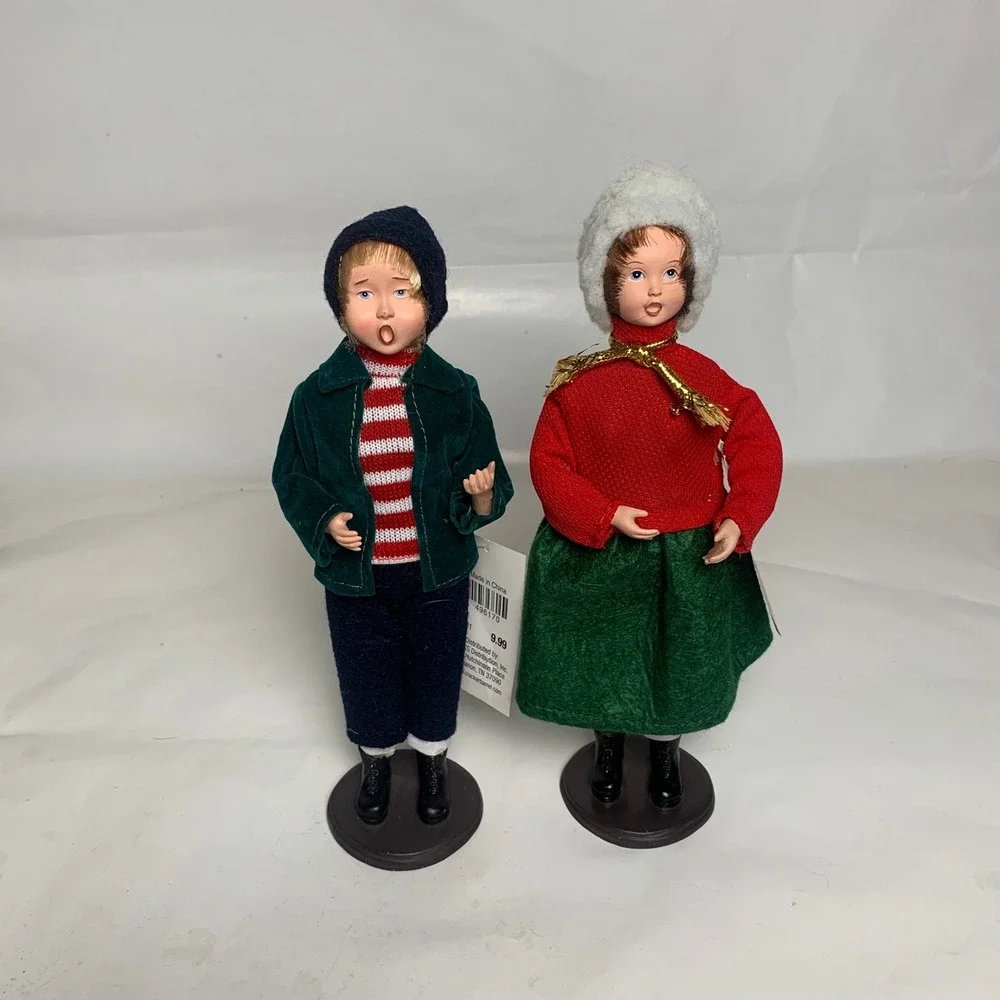 Cracker Barrel Boy and Girl Caroler Christmas Figurine Set Red Green New Holiday